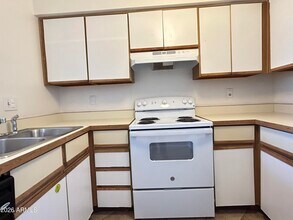 6230 N 33rd Ave in Phoenix, AZ - Building Photo - Building Photo