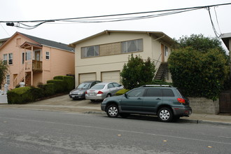 608 Commercial Ave in South San Francisco, CA - Building Photo - Building Photo