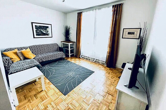 4846 Rue Sainte-Catherine E, Unit SI ID1228881P