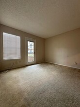 5500 Devonbriar Way in Orlando, FL - Building Photo - Building Photo