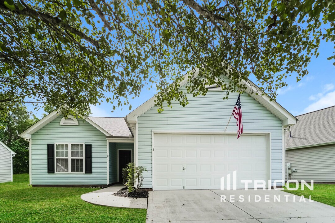 4033 Old Glory Dr in Concord, NC - Building Photo