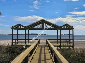 2080 Biscayne Blvd in Navarre, FL - Building Photo - Building Photo