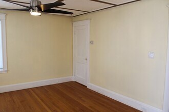 242 Newbury Ave in Quincy, MA - Building Photo - Building Photo