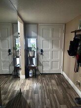 1217 N Miller Rd in Scottsdale, AZ - Building Photo - Building Photo