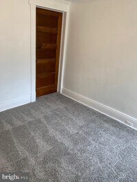 929 Buttonwood St photo'