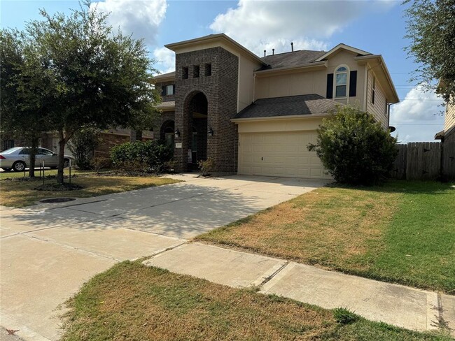 17215 Verde Park Ln in Cypress, TX - Foto de edificio - Building Photo