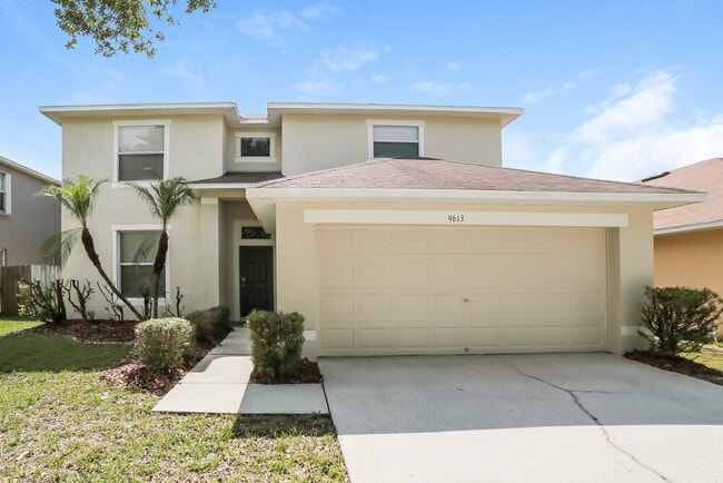 9613 Laurel Ledge Dr