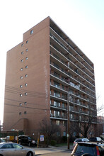 Crescent Tower in Astoria, NY - Building Photo - Building Photo