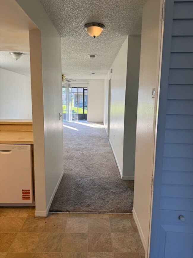 1034 Mollie Ln in Melbourne, FL - Building Photo - Building Photo