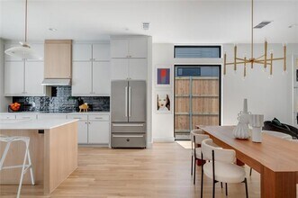 2314 Kirby St in Dallas, TX - Building Photo - Building Photo