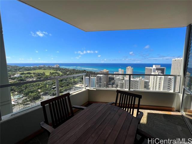 property at 2600 Pualani Way