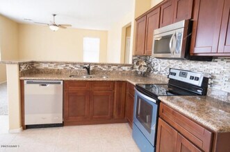 7331 W Alta Vista Rd in Phoenix, AZ - Building Photo - Building Photo