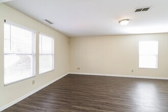 1018 Allegiance Dr in Charlotte, NC - Building Photo - Building Photo