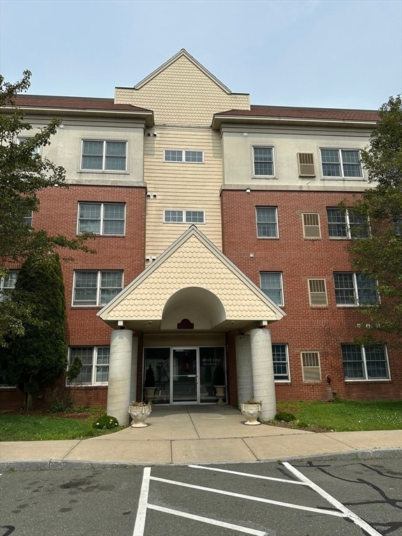 20 Heaths Ct in Lynn, MA - Building Photo - Building Photo