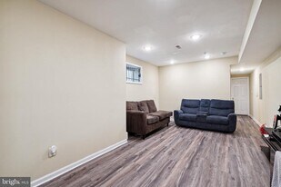 1611 N 17th St in Philadelphia, PA - Building Photo