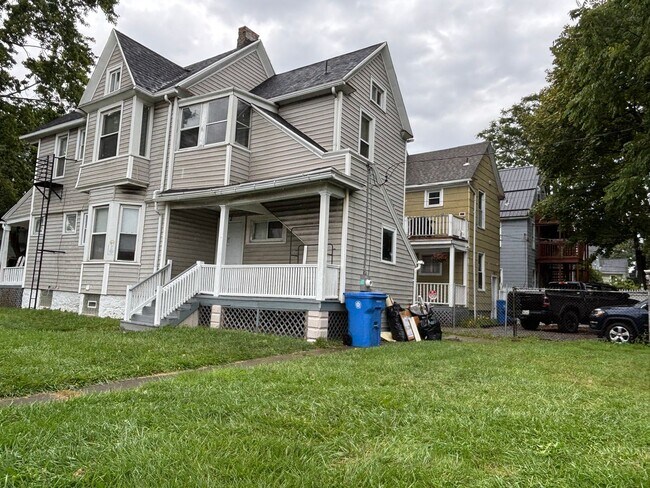 property at 72 Edmonds St