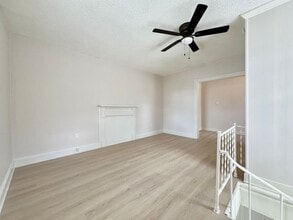 215 N Mecklenburg Ave in South Hill, VA - Building Photo - Building Photo