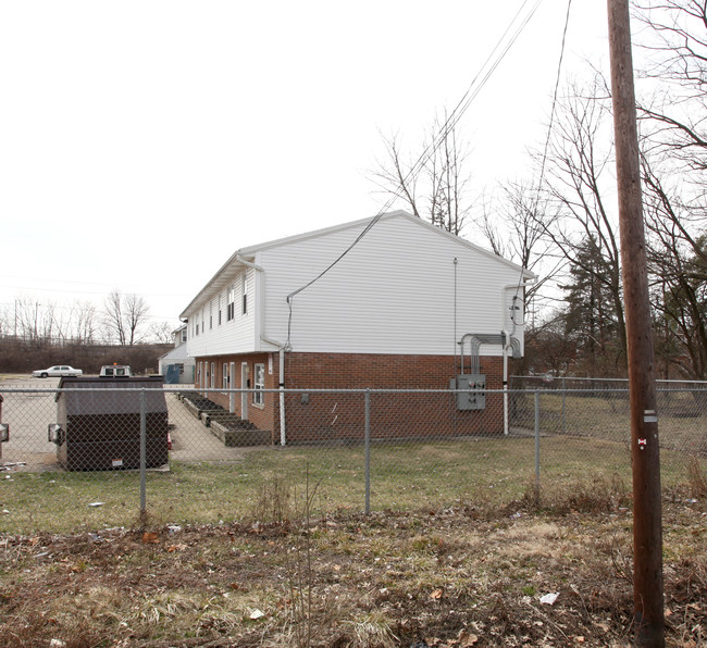 Cardinal Landings Apartments in Columbus, OH - Building Photo - Building Photo