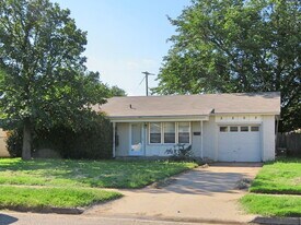 5203 41st St in Lubbock, TX - Building Photo