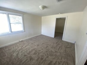 821 Walnut St in Pacific Grove, CA - Building Photo - Building Photo