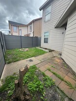 12700 Leader St in Houston, TX - Building Photo