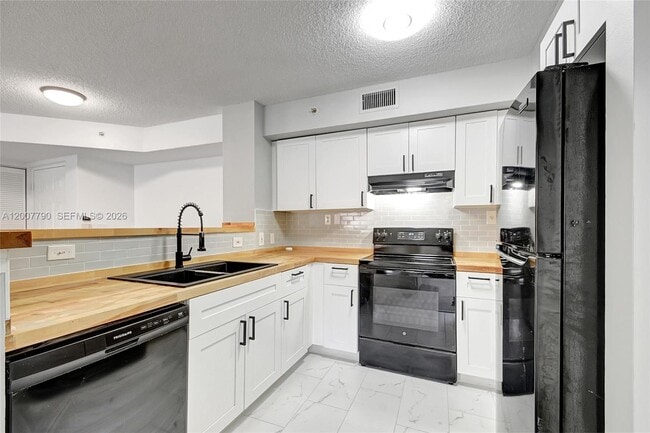 property at 7808 Sonoma Springs Cir