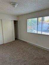 512 Fein Ave, Unit B in Paso Robles, CA - Building Photo - Building Photo