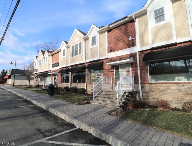 652 US-202-Unit -2 in Montville, NJ - Building Photo - Building Photo