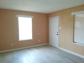 3617 Crestbrook Ct in Corpus Christi, TX - Building Photo - Building Photo