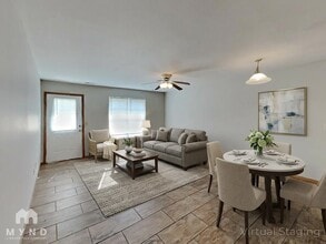 1130 S Clifton Ave, Unit 1 in Springfield, MO - Building Photo - Building Photo