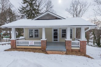 145 Beaver Dr in Asheville, NC - Building Photo - Building Photo