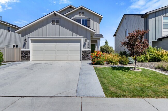 3488 W Remembrance Dr in Meridian, ID - Building Photo - Building Photo