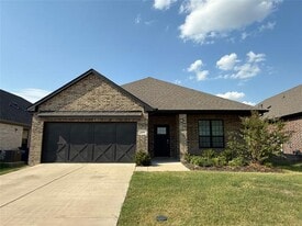 337 Chase Creek Dr in Lavon, TX - Building Photo