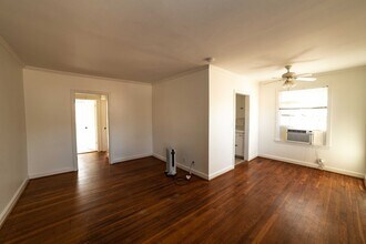 5553 Knob Rd in Nashville, TN - Foto de edificio - Building Photo