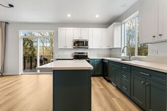 3940 NW 148th Pl in Portland, OR - Building Photo - Building Photo