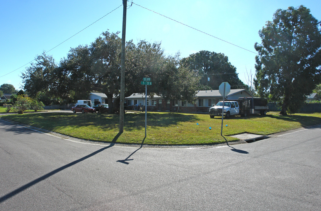 486 50th Ave N in St. Petersburg, FL - Building Photo