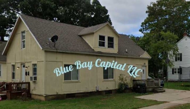 property at 1625 Park St