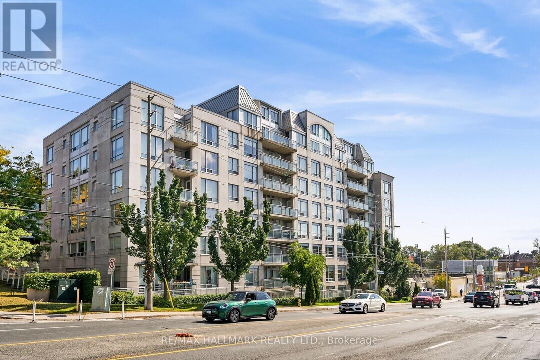 1801-1801 Bayview Ave in Toronto, ON - Building Photo