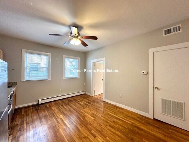 16 Kennedy Rd, Unit 26-2 in Cambridge, MA - Building Photo - Building Photo