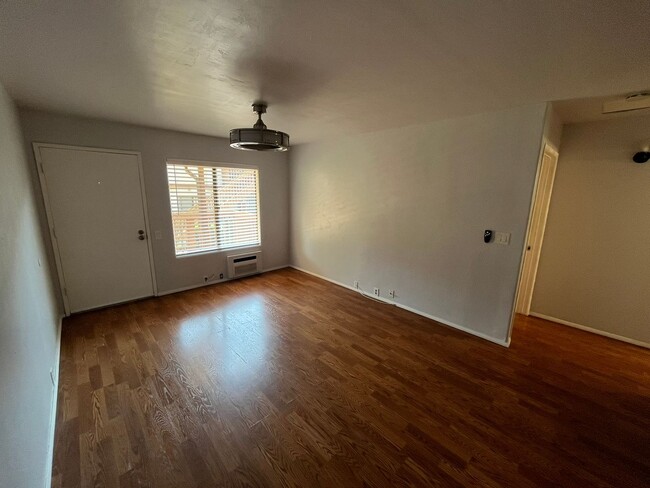 6376 Rancho Mission Rd in San Diego, CA - Building Photo - Building Photo