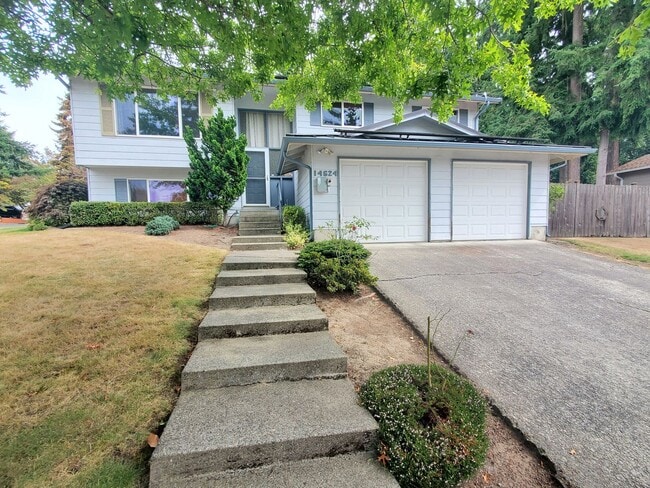 property at 14624 125th Ave NE