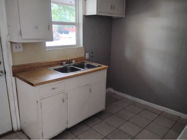 property at 301 E Arden Dr