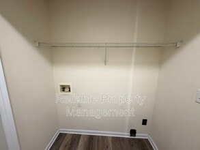 371 S Moore St in Clayton, NC - Building Photo - Building Photo