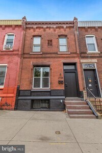 2938 W Girard Ave photo'