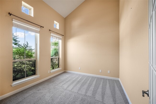 property at 15231 Flintridge Lake Ln