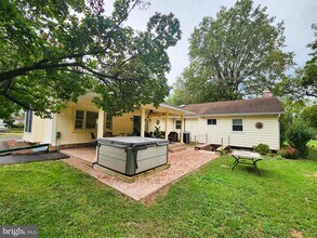 47 Old Bonifant Rd in Silver Spring, MD - Building Photo - Building Photo