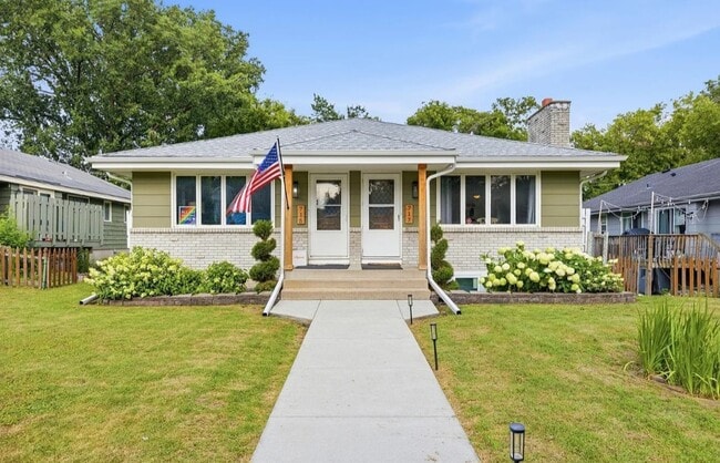 property at 715 6th Ave S