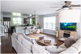 1789 Perla Dr in Virginia Beach, VA - Building Photo - Building Photo
