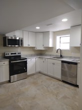 301 D St in North Wilkesboro, NC - Building Photo - Building Photo