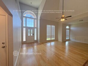 3002 Wren Ln in Midlothian, TX - Foto de edificio - Building Photo